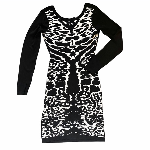 Laundry by Shelli Segal Sweater Dress - Picture 1 of 5